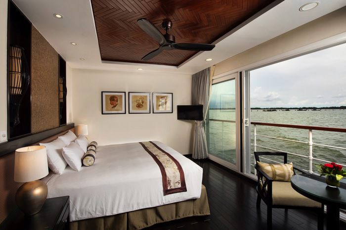 Accommodation on Avalon Saigon